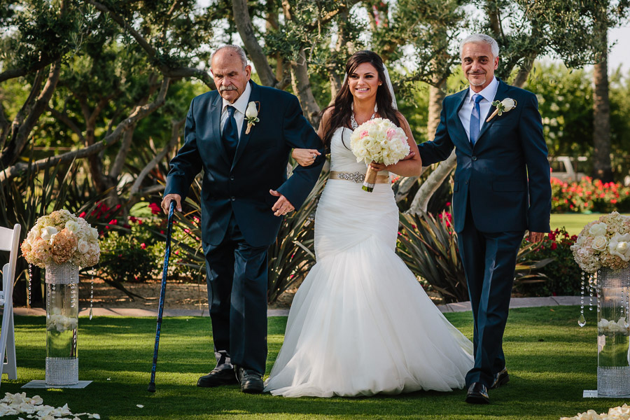 Tuscan-gardens-outdoor-wedding_20